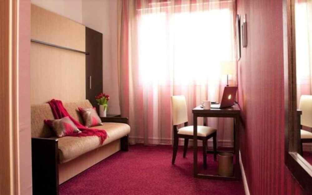 The Originals Kosy - Les Cèdres Appart hôtel 3*