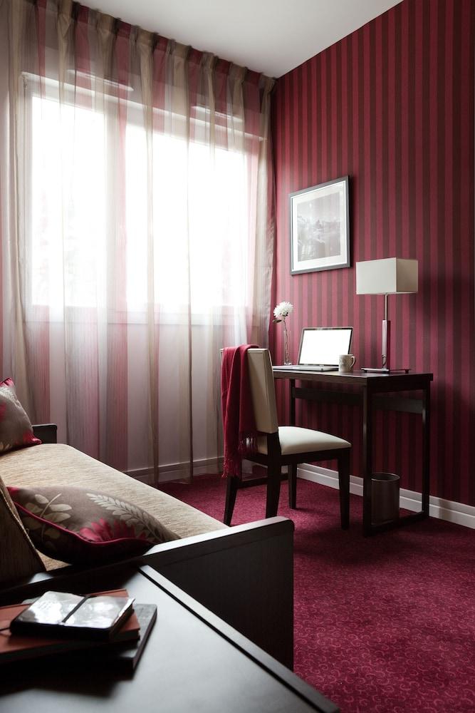 The Originals Kosy - Les Cèdres Appart hôtel 3*